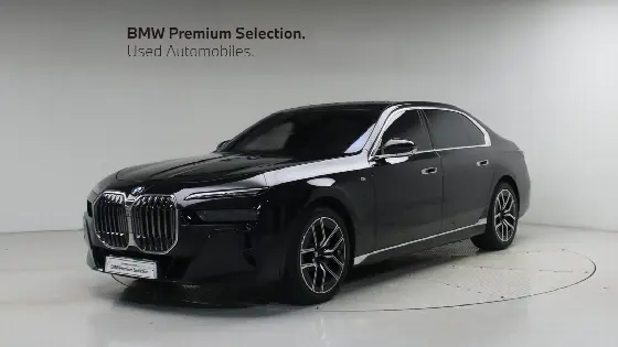 2025 BMW 7-Series 740i xDrive M Sport Limited