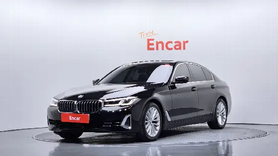 2023 BMW 5-Series 520i Luxury