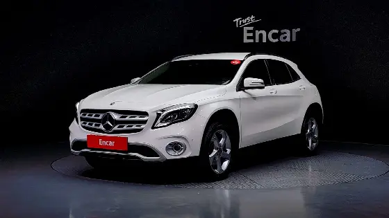 2019 Mercedes-Benz GLA-Class GLA220
