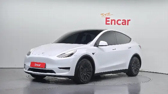 2023 Tesla Model Y RWD