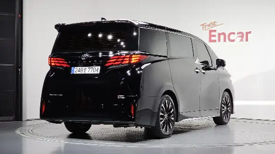 2024 Toyota Alphard 2.5 HEV Executive AWD