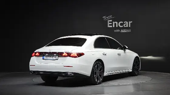 2024 Mercedes-Benz E-Class E220d 4MATIC Exclusive
