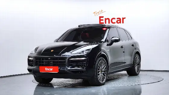 2023 Porsche Cayenne 3.0 E-HYBRID PLATINUM EDITION