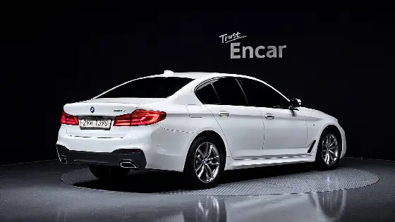 2017 BMW 5-Series 520d M Sport package