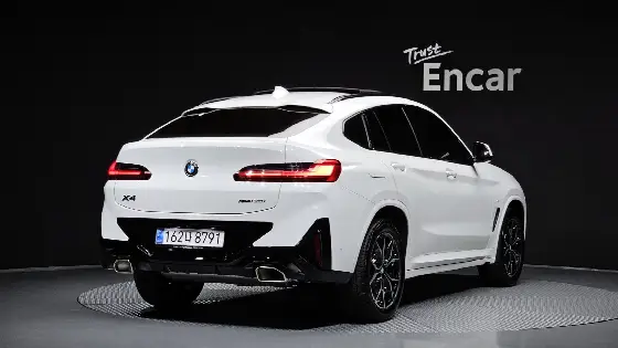 2024 BMW X4 xDrive20i M Sport