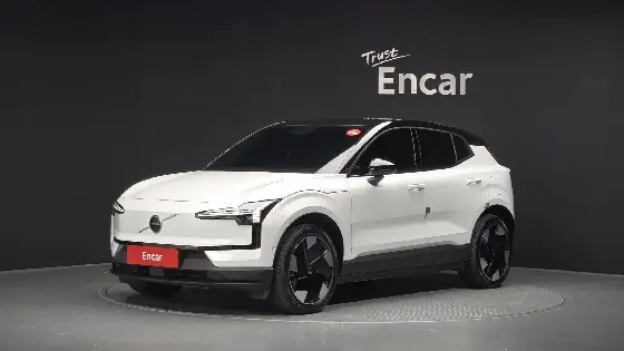 2026 Volvo EX30 Ultra