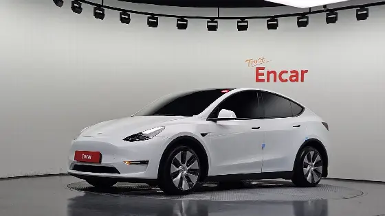 2022 Tesla Model Y Long Range AWD