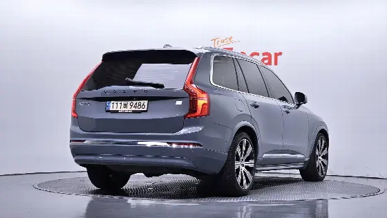 2023 Volvo XC90 T8 Ultimate Bright Hybrid