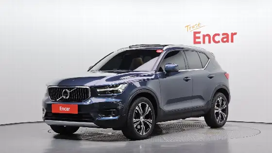 2021 Volvo XC40 B4 Inscription