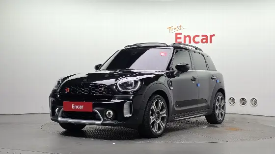 2023 Mini Countryman ALL4 Classic Launch Pack