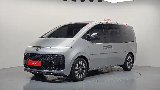 2021 Hyundai Staria Lounge 7-Seater