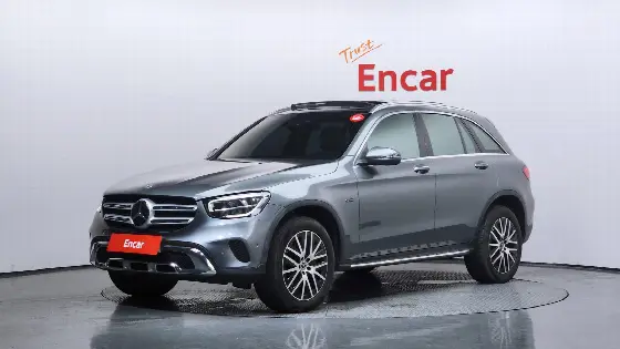 2021 Mercedes-Benz GLC-Class GLC300e 4MATIC