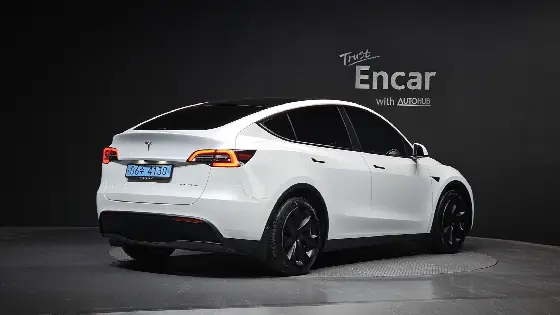 2021 Tesla Model Y Long Range AWD