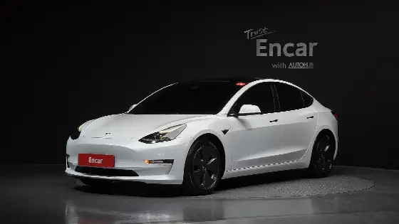 2022 Tesla Model 3 Long Range AWD