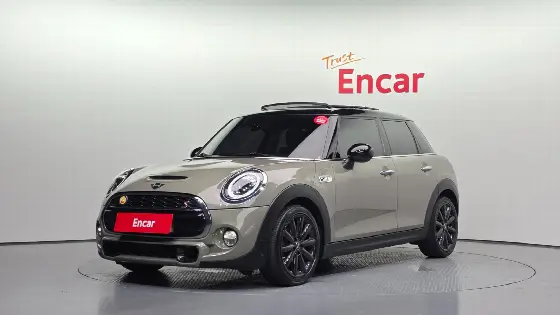 2019 Mini Cooper 5Door Standard