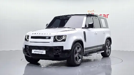 2025 Land Rover Defender 110 D300 X-Dynamic HSE
