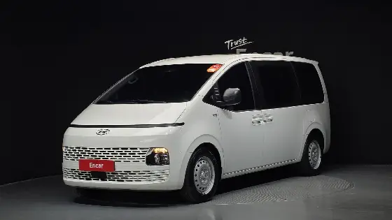 2022 Hyundai Staria 4WD Tourer 11-Seater
