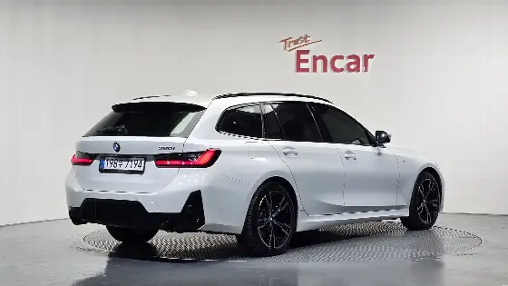 2025 BMW 3-Series 320i Touring M Sports