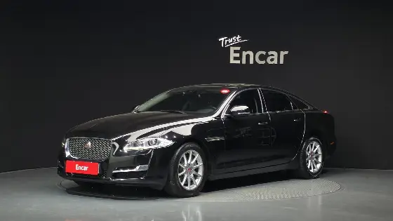 2016 Jaguar XJ 2.0 Luxury SWB