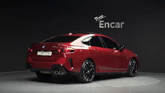 2025 BMW 2-Series M235 xDrive