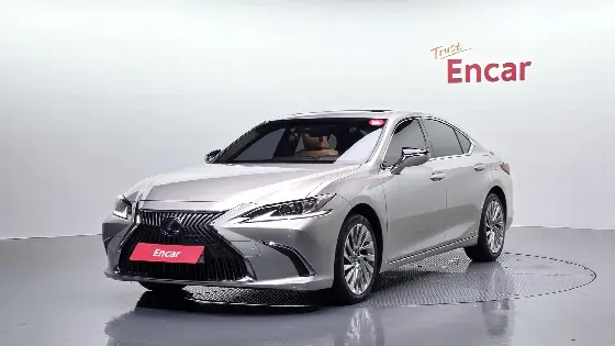 2019 Lexus ES Luxury Plus