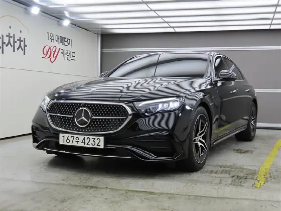2025 Mercedes-Benz E-Class E200 AMG Line