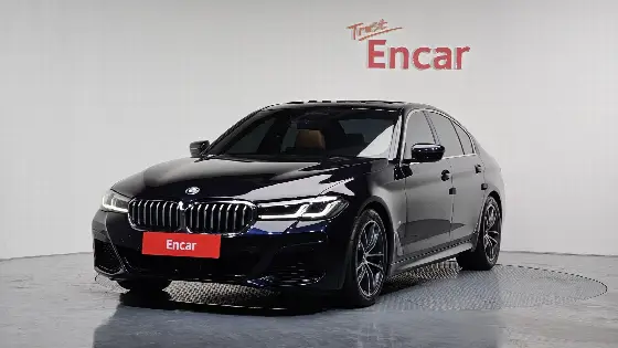 2021 BMW 5-Series 520i M Sport