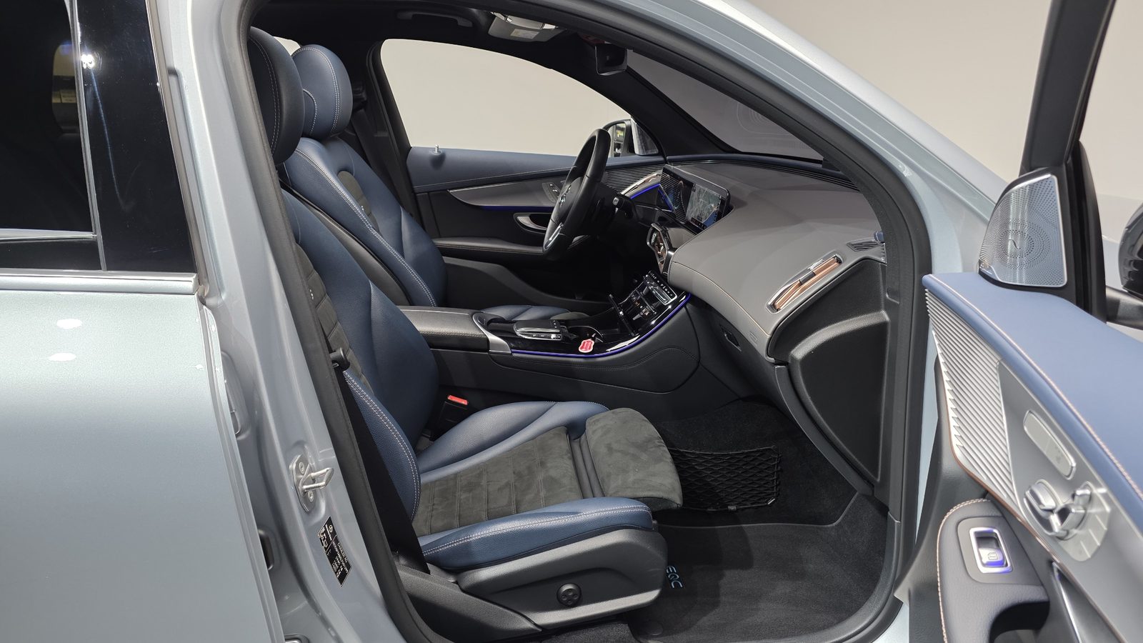 2020 Mercedes-Benz EQC