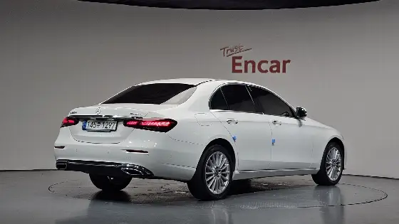 2023 Mercedes-Benz E-Class E220d 4MATIC Exclusive
