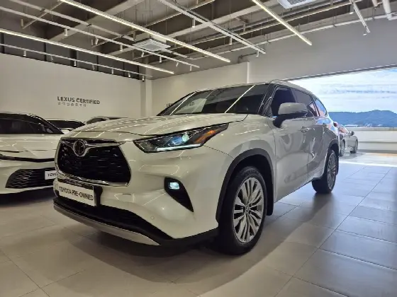 2025 Toyota Highlander 2.5 4WD Platimum
