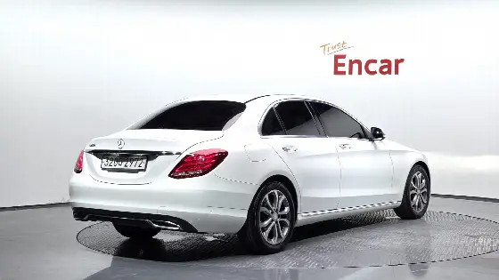 2016 Mercedes-Benz C-Class C220 d Avantgarde