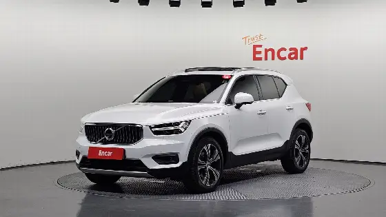 2021 Volvo XC40 B4 Inscription