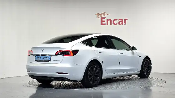 2020 Tesla Model 3 Long Range AWD