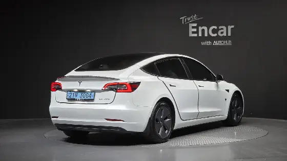 2021 Tesla Model 3 Long Range AWD
