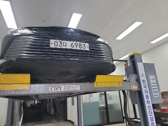 2019 Toyota Camry 2.5 XLE Hybrid