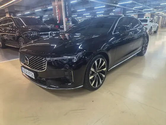 2025 Volvo S90 B5 Ultra Bright