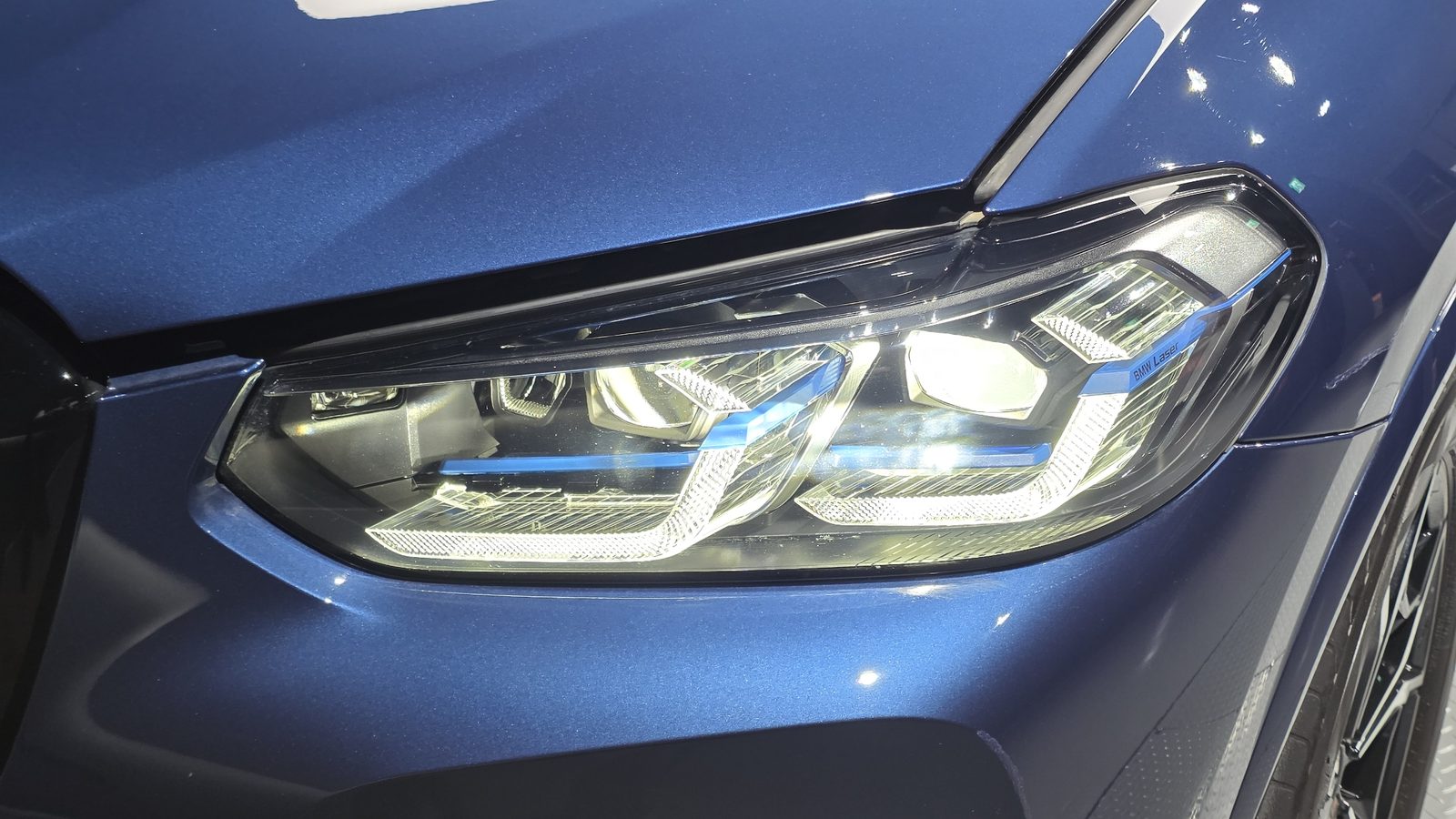 2023 BMW X4