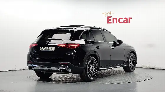 2024 Mercedes-Benz GLC-Class GLC300 4MATIC AMG Line