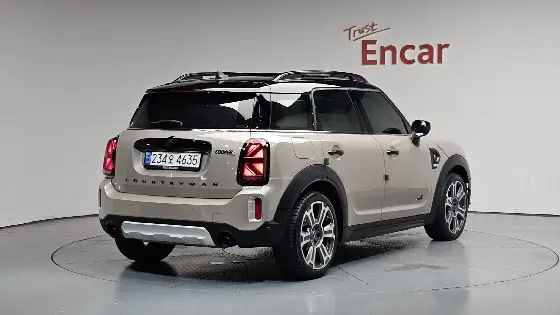 2023 Mini Countryman ALL4 Classic Launch Pack