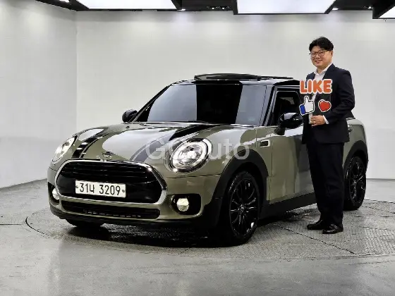 2018 Mini Clubman Untied suit Edition