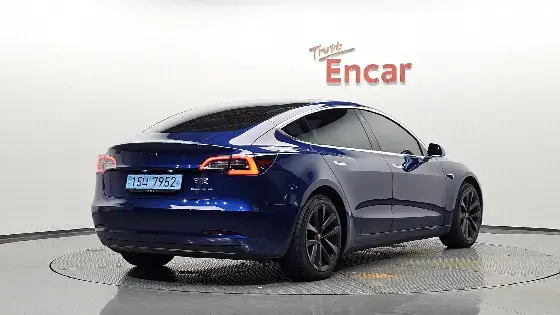 2019 Tesla Model 3 Long Range AWD