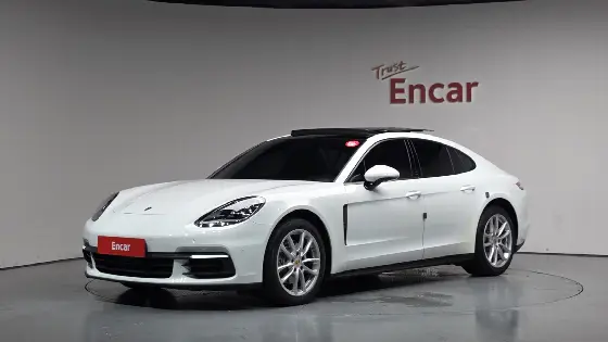 2018 Porsche Panamera 3.0 AWD