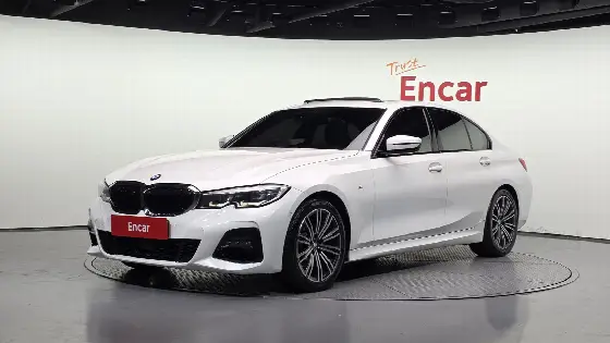 2021 BMW 3-Series 320i M Sport