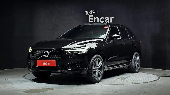 2021 Volvo XC60 T8 R-Design