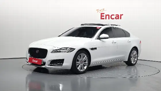 2018 Jaguar XF 25t Portfolio