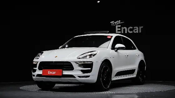 2017 Porsche Macan 3.0 GTS