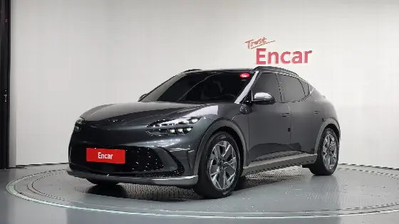 2022 Genesis GV60 Standard
