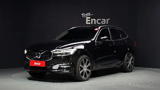 2021 Volvo XC60 B6 Inscirtion