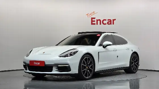 2019 Porsche Panamera 3.0 AWD