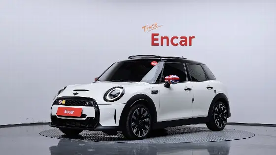2022 Mini Cooper 5Door Classic